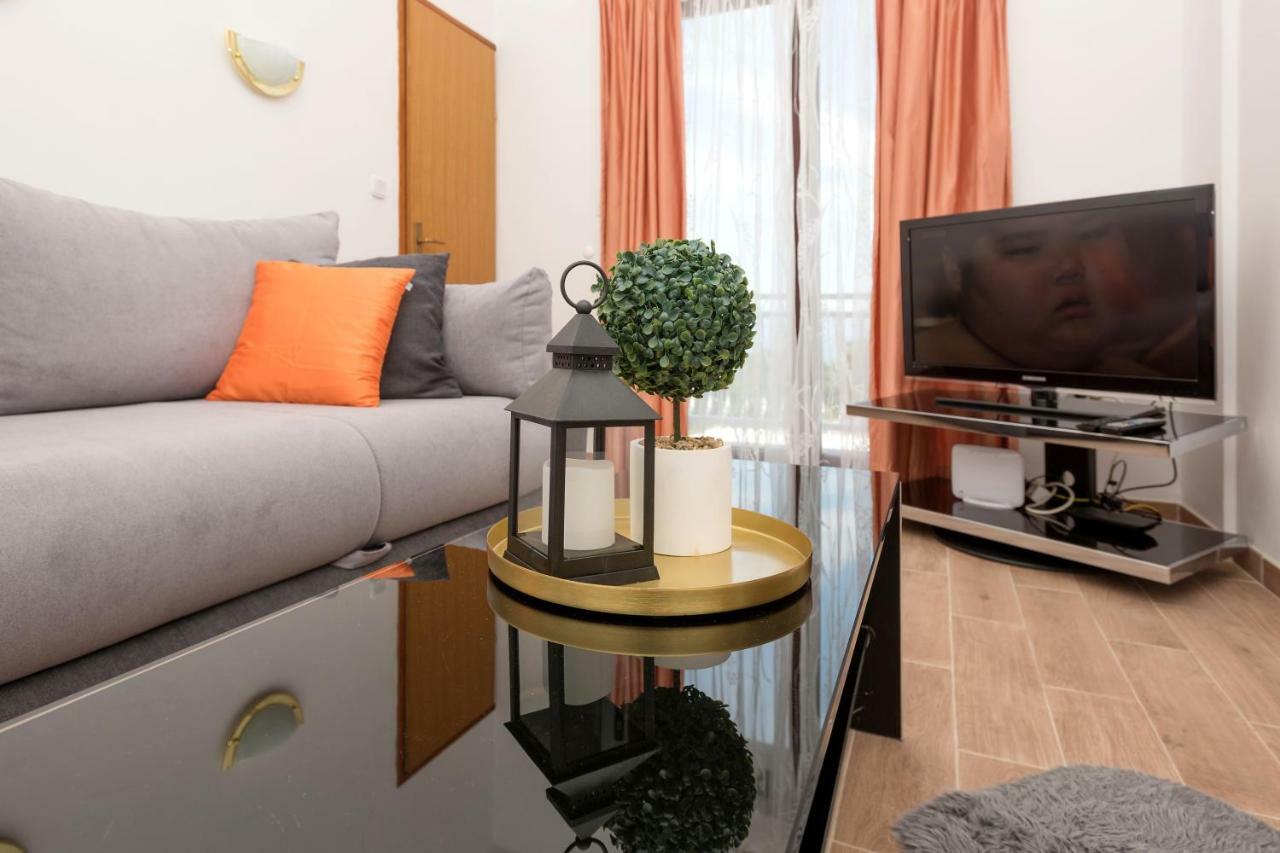 Apartmani Zara & Maris Gradac  Exterior photo